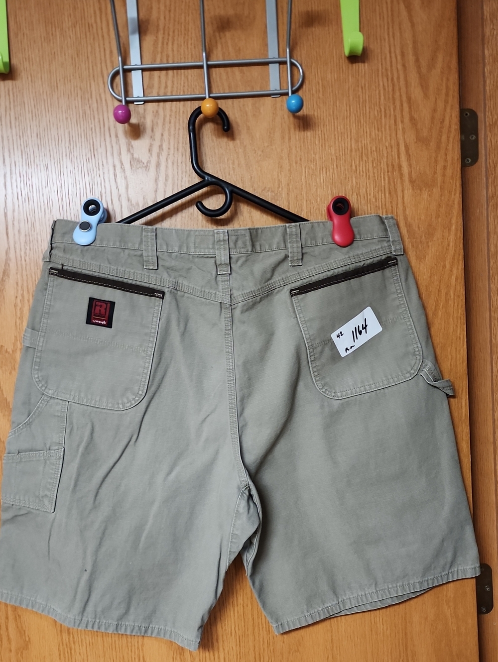 Wrangler Riggs Relaxed Fit Men’s Utility Shorts 42 number 1164